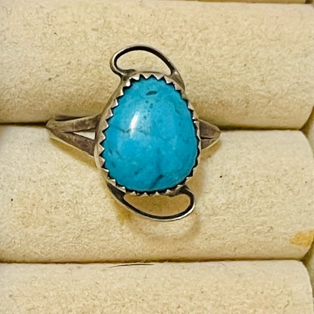 VTG SOUTHWEST Sterling Silver turquoise Ring 5.75